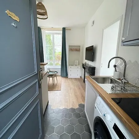 Chaleureux Studio Niche Devant Le Chateau D'Auvers Sur Oise Apartmán *